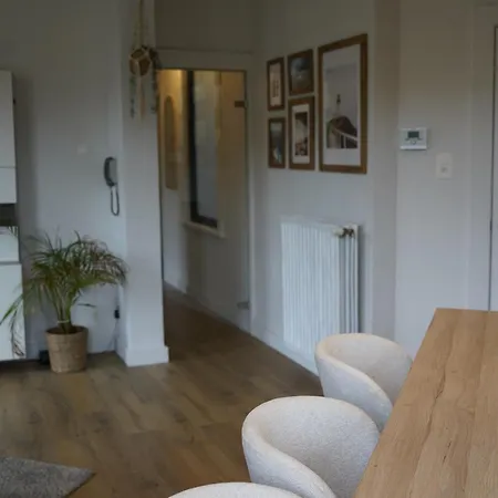 Apartment Gelegen In Hartje